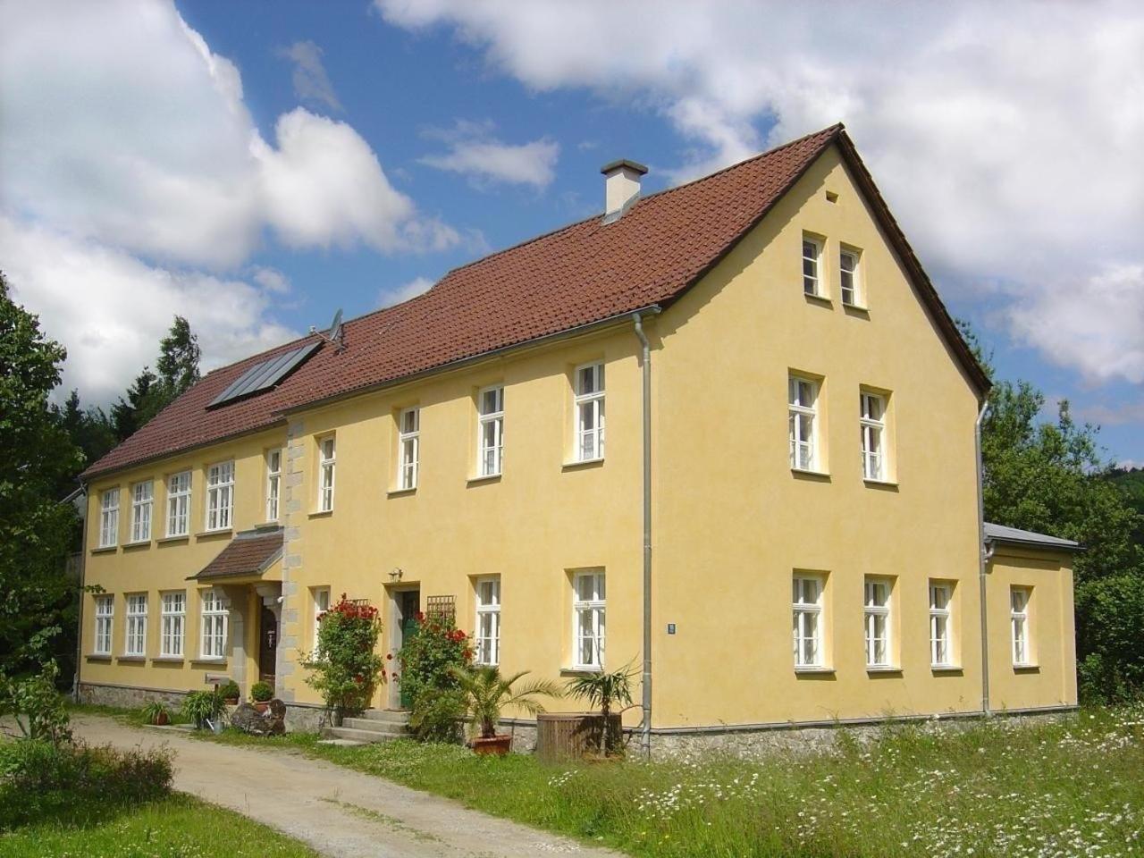 Ferienwohnung Altes Schulhaus In Leithen - Bernried Bagian luar foto